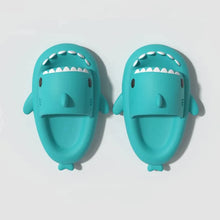 Load image into Gallery viewer, Claquettes requin Coolsharks
